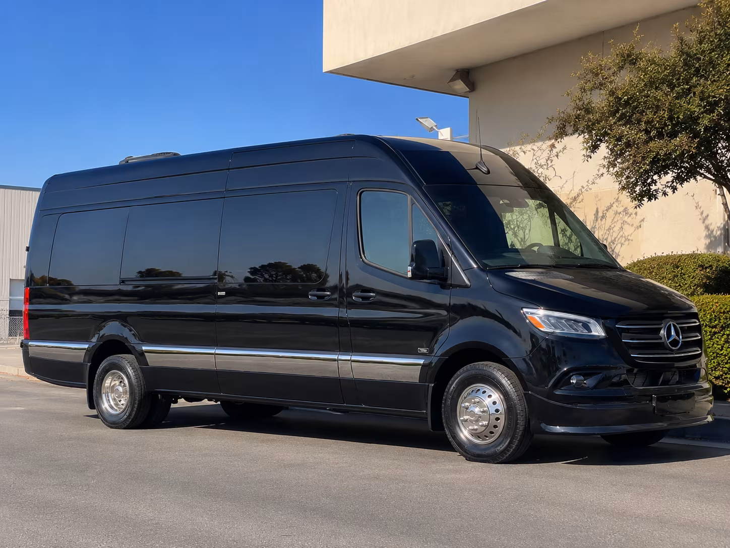 Dallas Airport Shuttle & Transportation party bus exterior