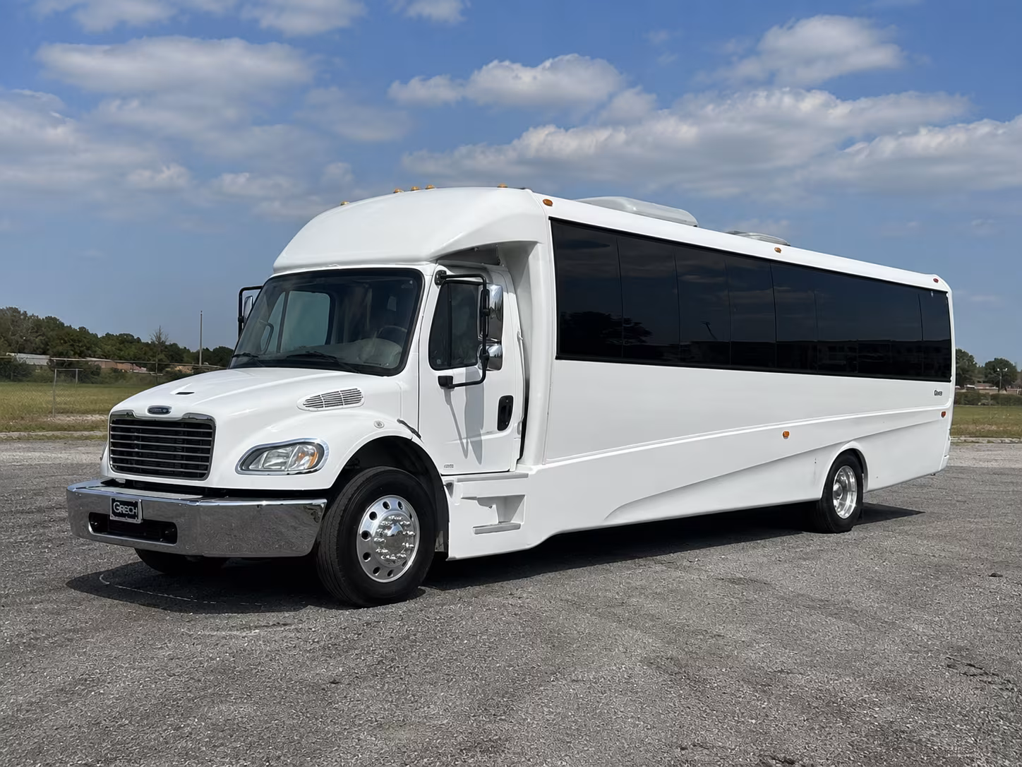 Dallas Birthday, Sweet 16, & Quinceañera Transportation party bus interior