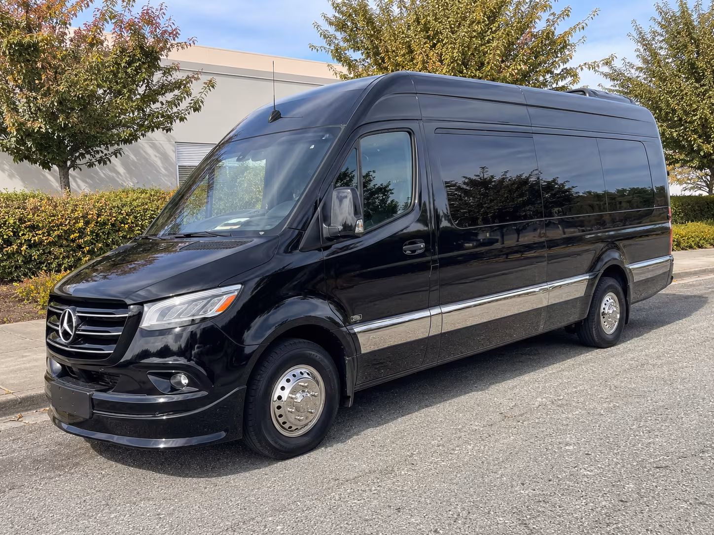 Dallas Winery Tour & Pub Crawl Transportation party bus exterior